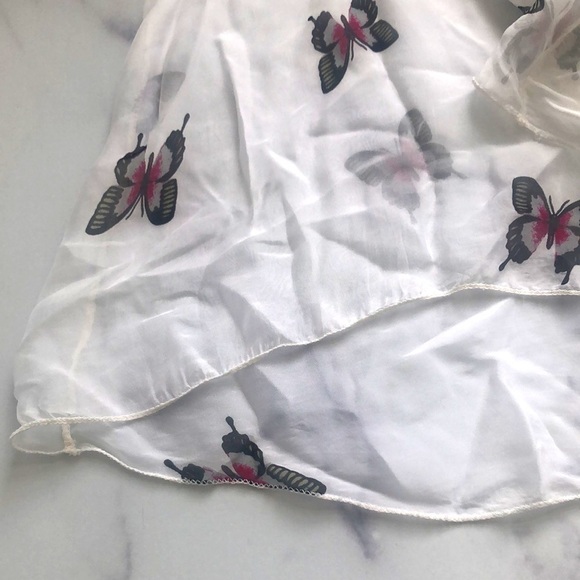 Lola Made in Italy White Butterfly Print Sheer Blouse Size Medium - Picture 13 of 16